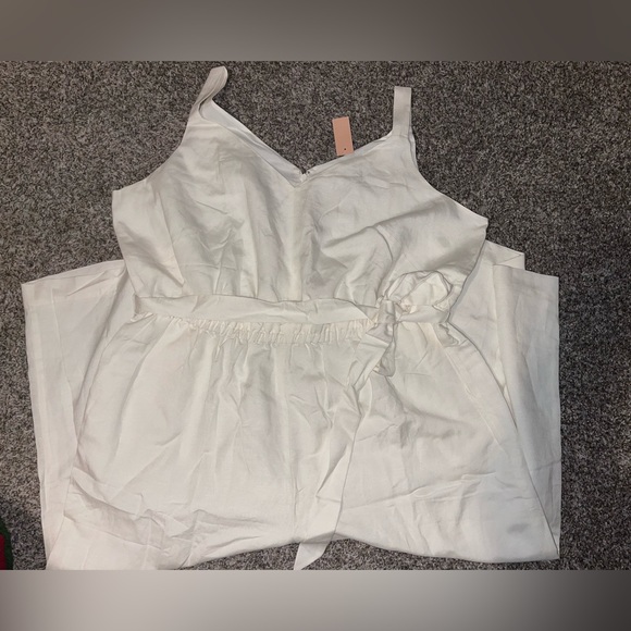 Loft double v neck wide leg white jumpsuit Size 24 - Picture 3 of 7